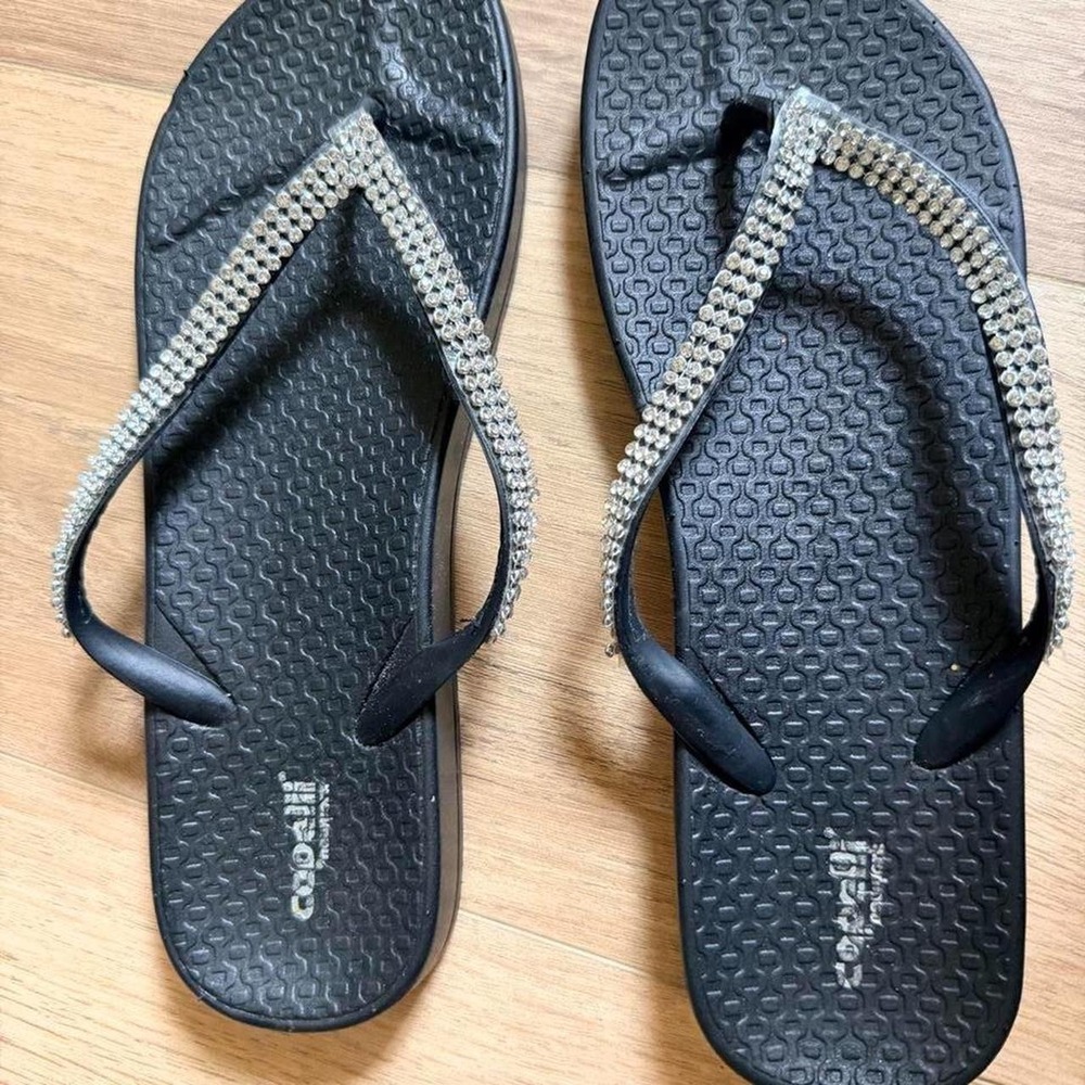Black Rhinestone Embellished Flip Flops Sandals Y2K Glam Beach Size 8
